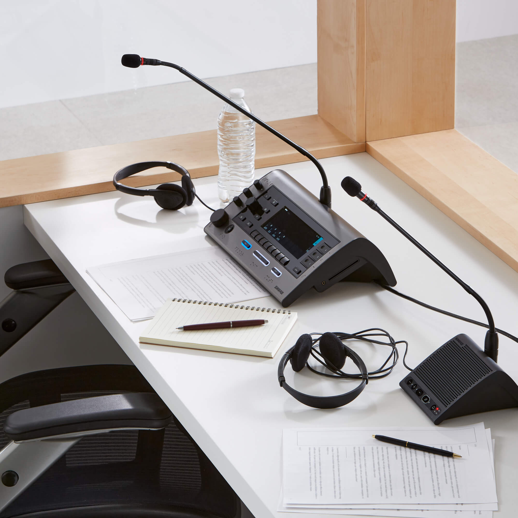 Microflex Complete Wireless - Digital Conference Systems - Shure USA