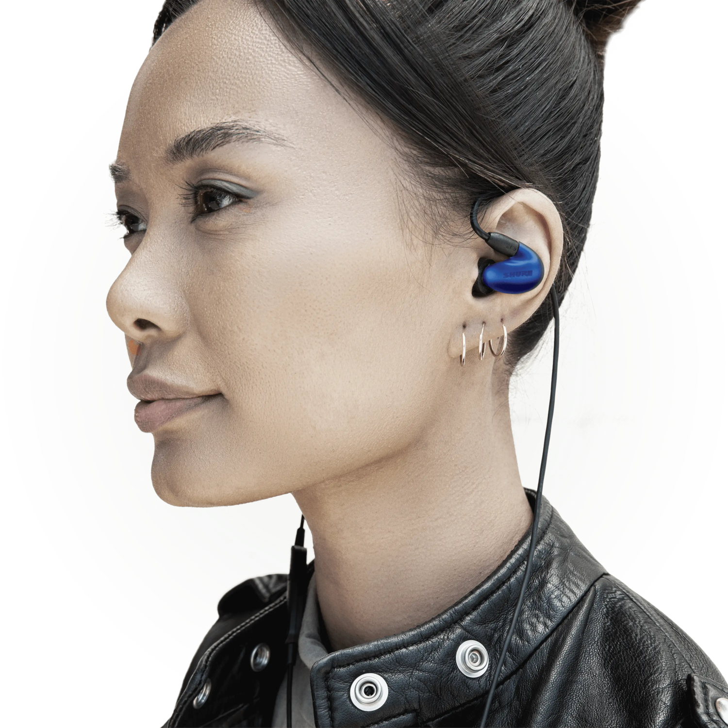 SE846 - Sound Isolating™ Earphones - Shure Europe