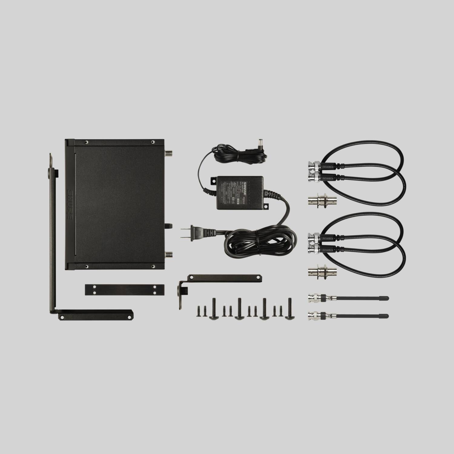 BLX14R/PGA31 - Wireless Rack-mount System with PGA31 Headset BLX14R/PGA31 - Wireless Rack-mount System with PGA31 Headset