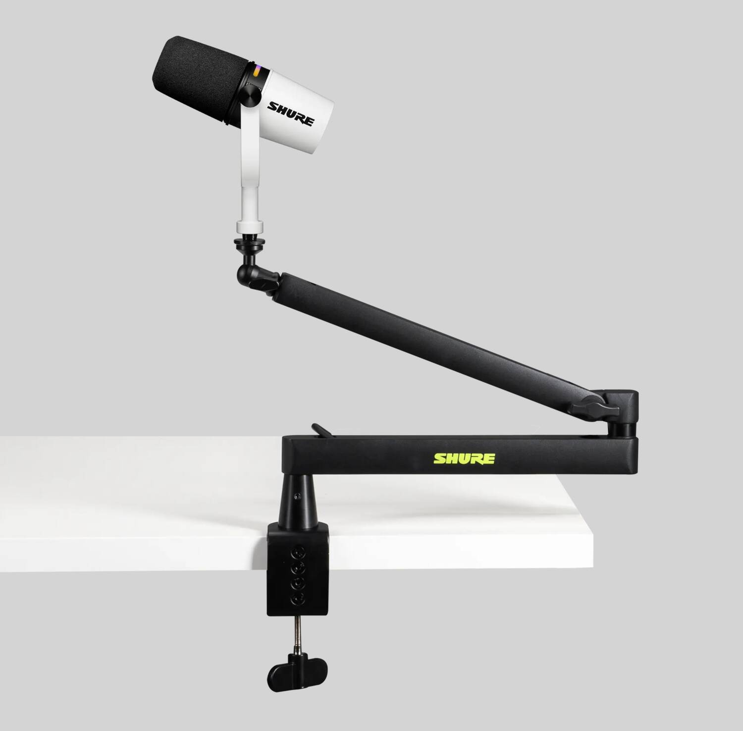 MV7+ Podcast Microphone & Gator Low Profile Boom Arm - MV7+ MV7+ Podcast Microphone & Gator Low Profile Boom Arm - MV7+