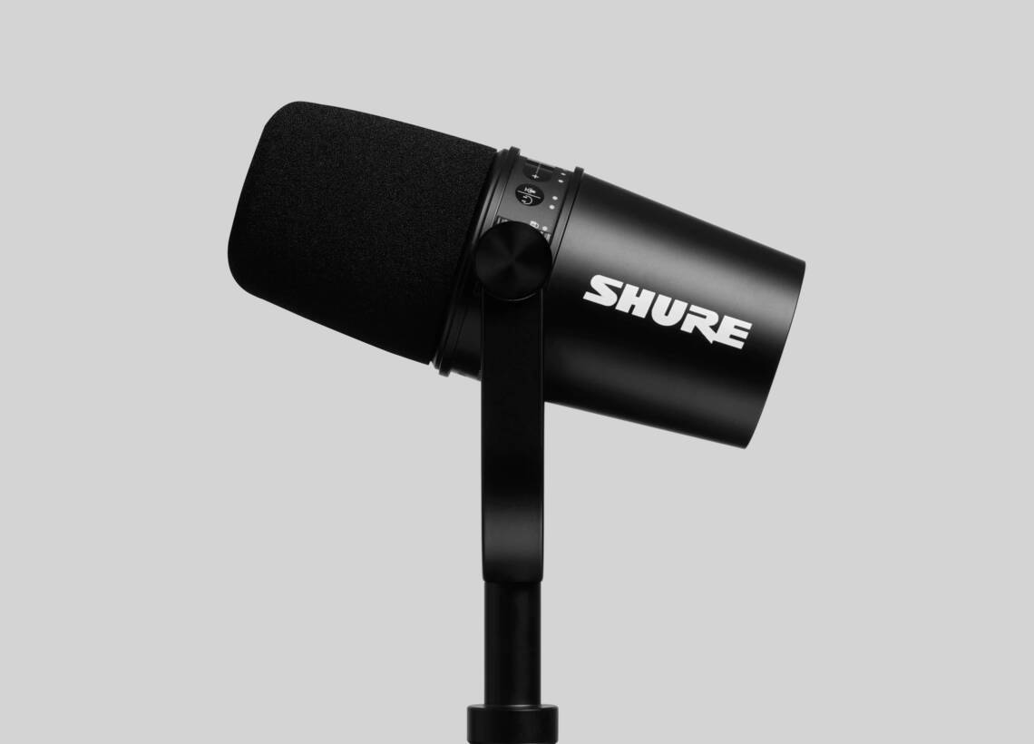 Shure MV7 USB/XLR Dynamic Microphone AONIC 50 Headphones for Podcasting,  Recording, Streaming ＆ Gaming, Built-in Headphone Output, Voice-Isolating 