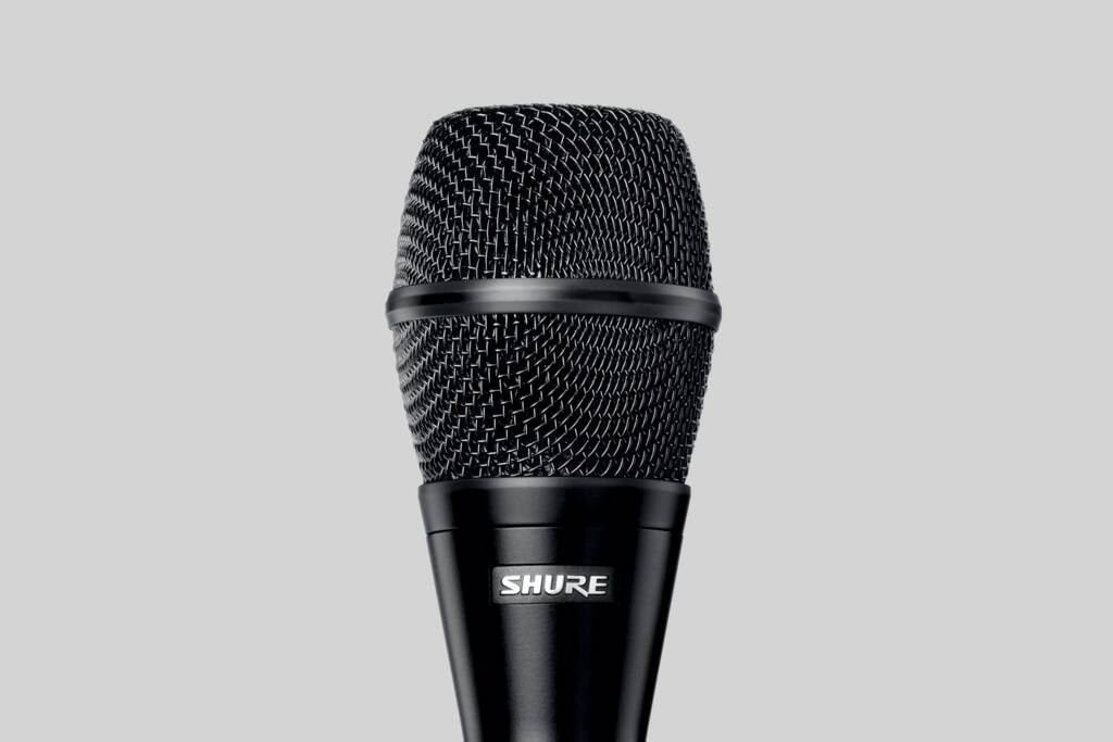 Illustration Shure Condenser Microphone with Switchable Polar Pattern                